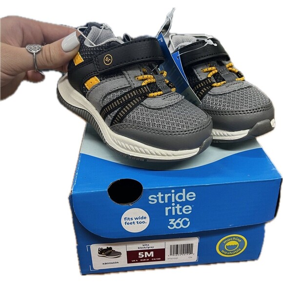Stride Rite 360 Boy’s Blitz Sneaker - Picture 1 of 6